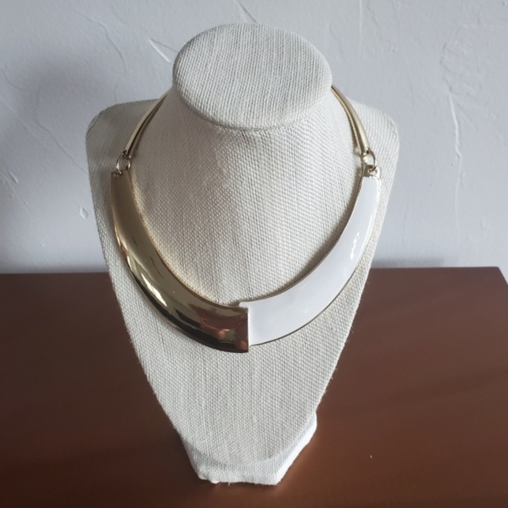 Bebe Necklace